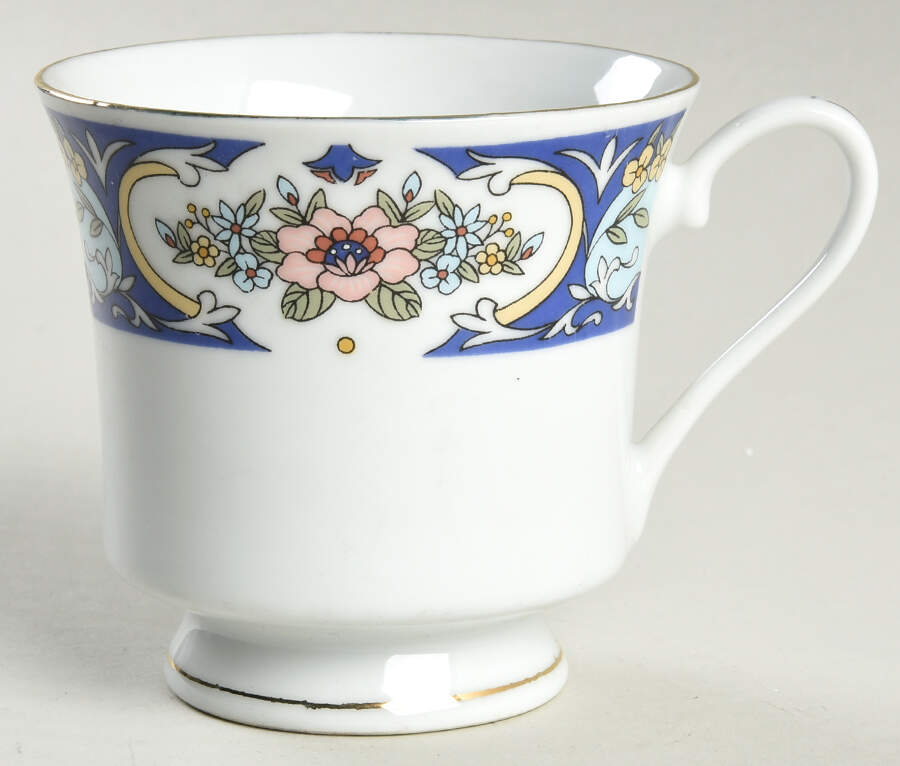 RSA7 Footed Cup by Red Sea-1