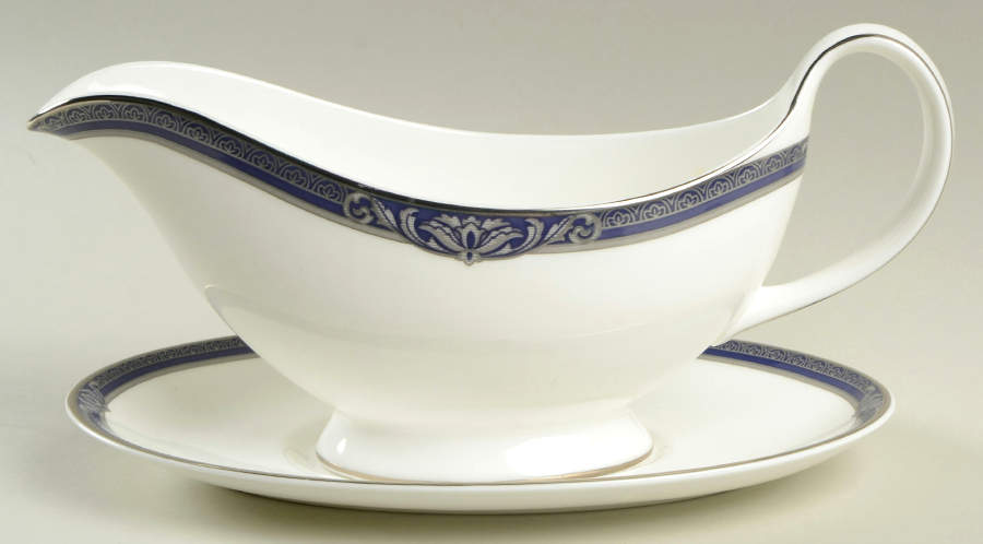 Byron Gravy Boat & Underplate by Royal Doulton-1