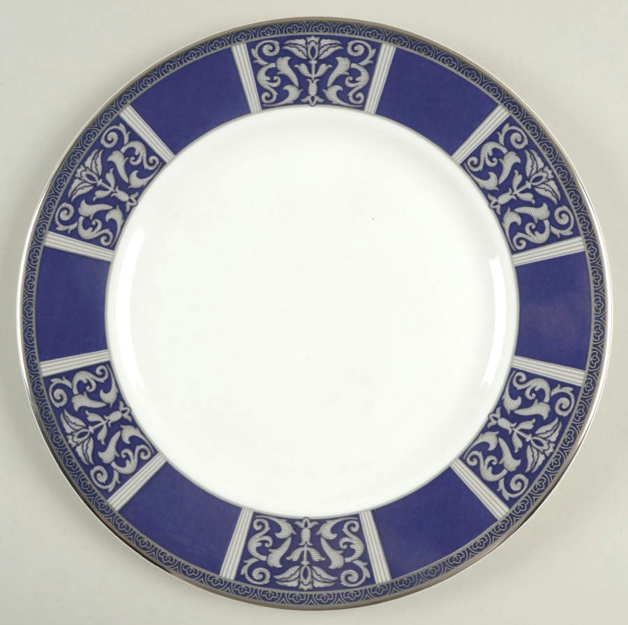 Byron Accent Luncheon Plate by Royal Doulton-1