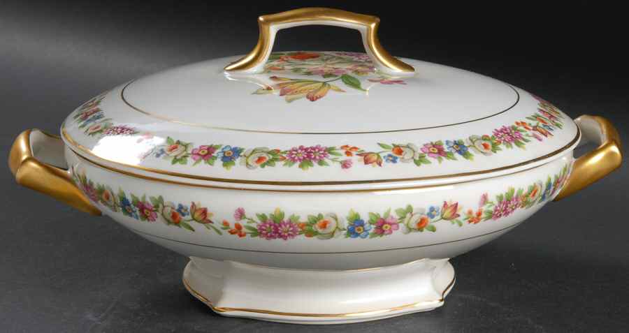 RYD13 Round Covered Vegetable by Raynaud-1