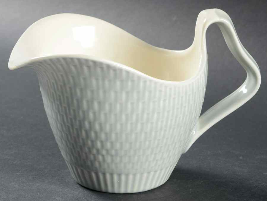 Capistrano Gravy Boat by Red Wing-1