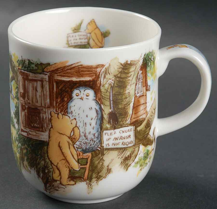 Classic Pooh Mug by Royal Doulton-1