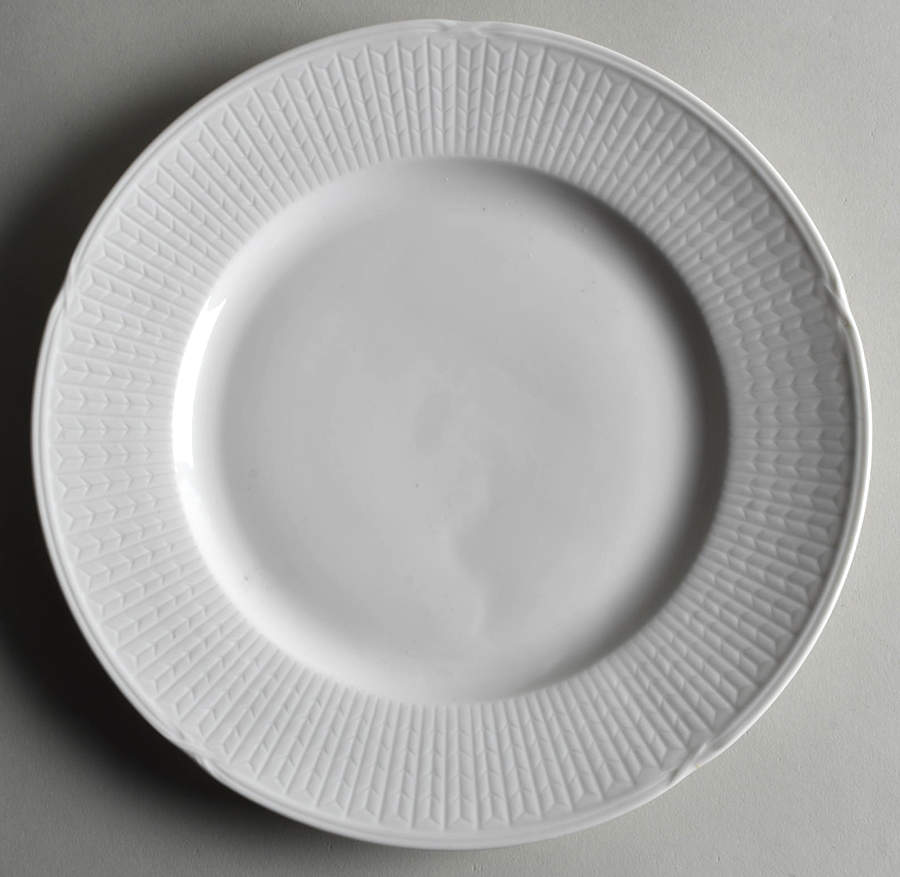 Swedish Grace Snow (White) Luncheon Plate by Rorstrand-1