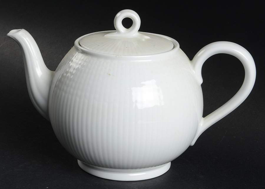 Swedish Grace Snow (White) Teapot & Lid by Rorstrand-1