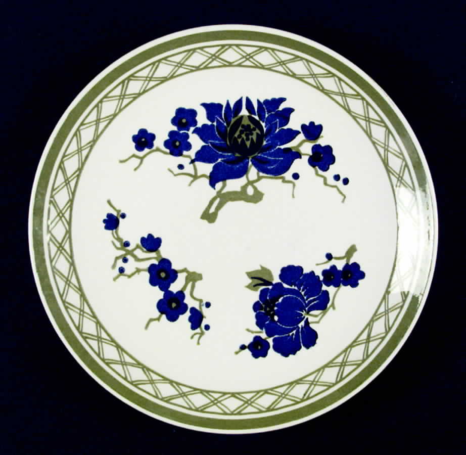 RYL110 Dinner Plate by Royal (USA)-1
