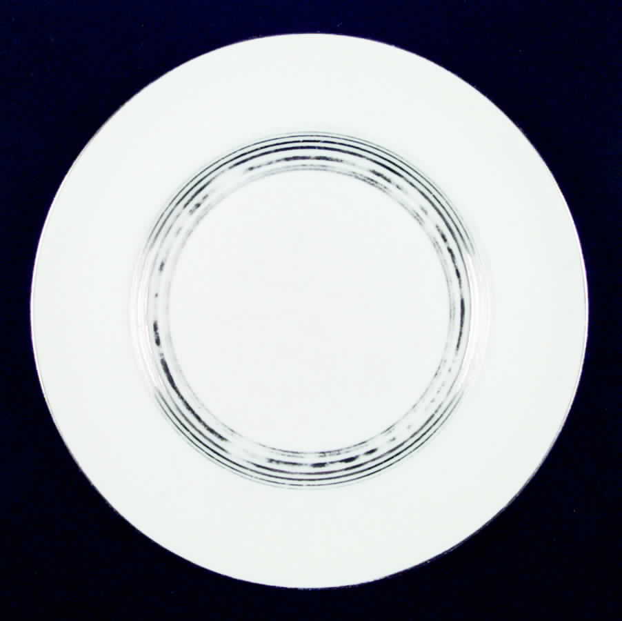 H4244 Dinner Plate by Royal Doulton-1