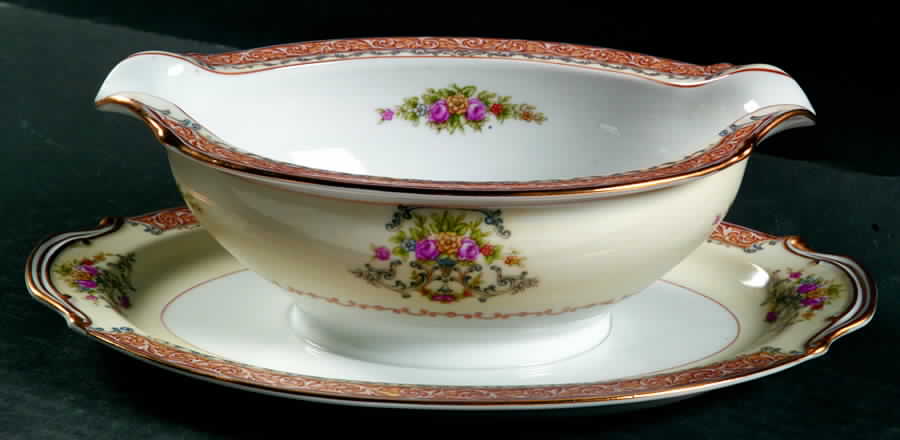 RO16 Gravy Boat with Attached Underplate by Rose (Japan)-1