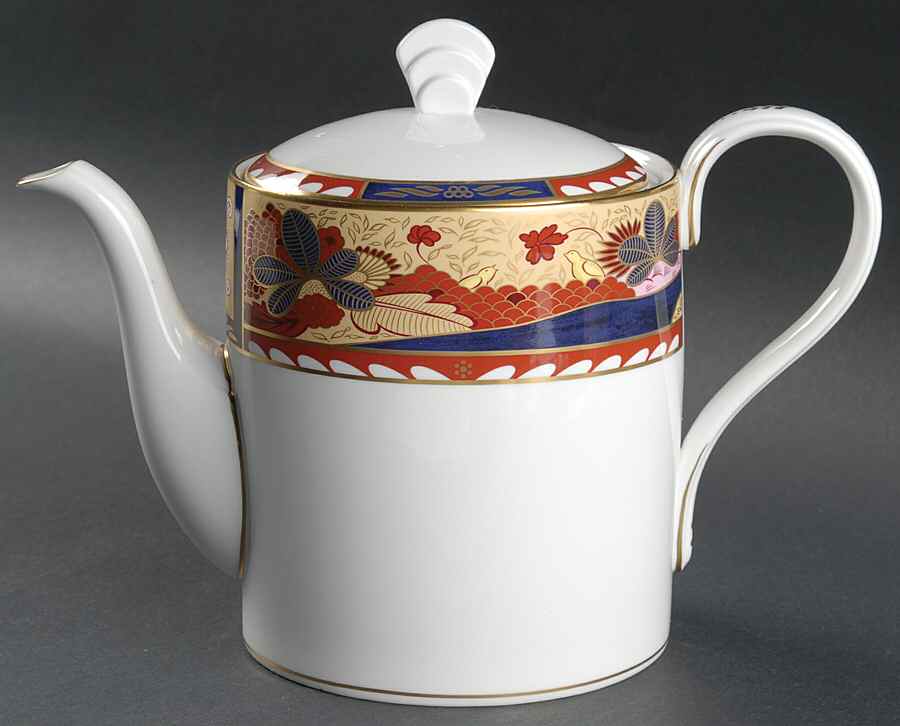 Lord Nelson Coffee Pot & Lid by Royal Worcester-1