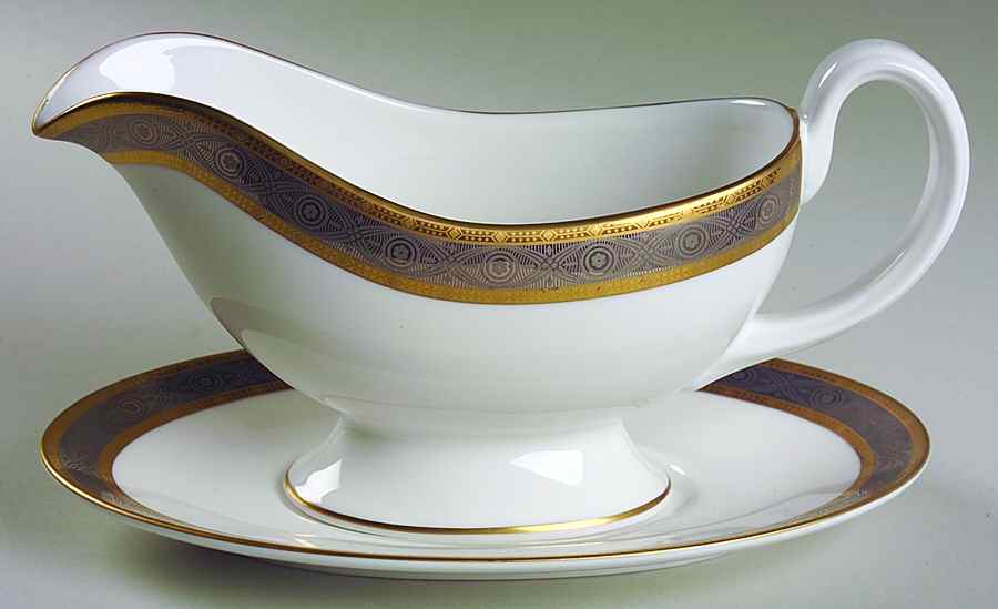 Contrast Gravy Boat & Underplate by Royal Worcester-1