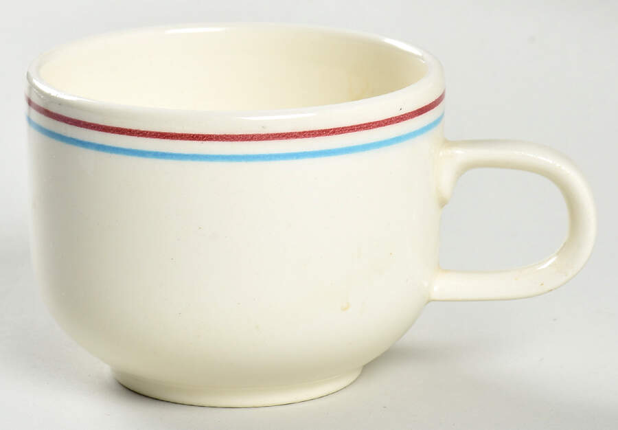 RYL19 Footed Cup by Royal (USA)-1