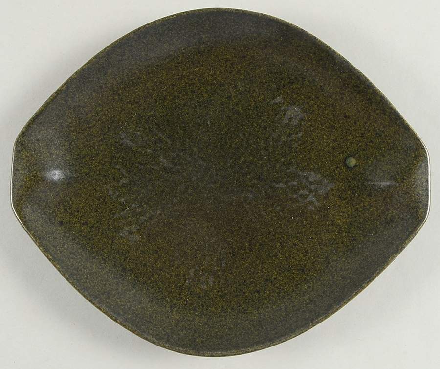 Raymor Avocado Green (Glossy) Bread & Butter Plate by Roseville-1