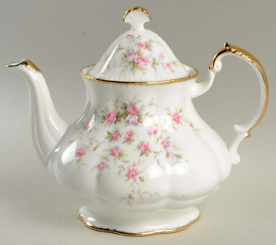 Victoriana Rose (Montrose Shape) Teapot & Lid by Royal Albert-1