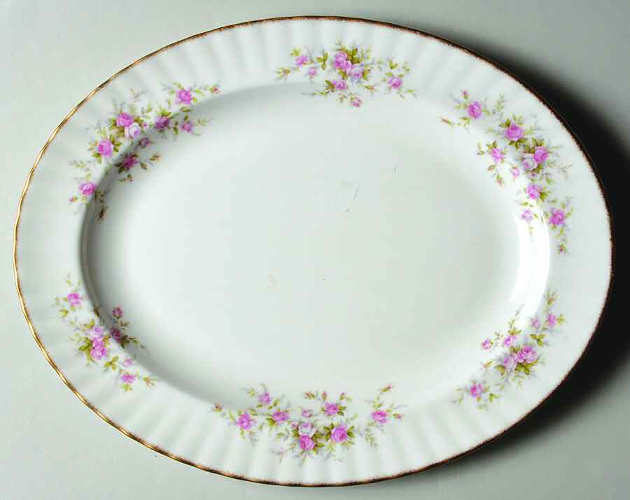 Victoriana Rose (Montrose Shape) 13" Oval Serving Platter by Royal Albert-1