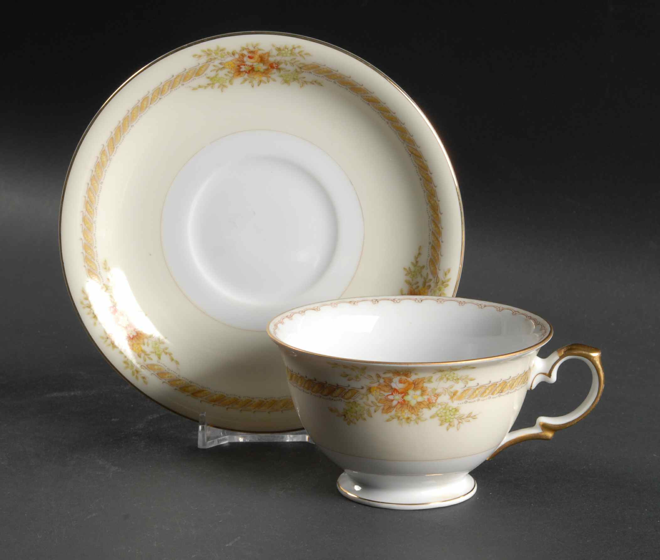 Irving Footed Cup & Saucer Set by Royal Embassy-1
