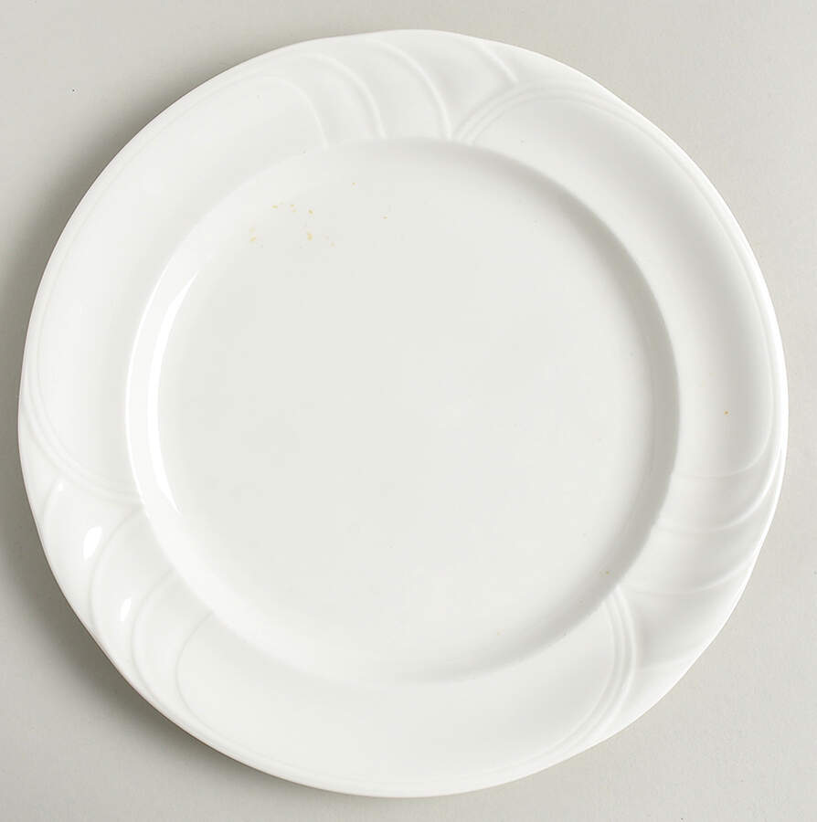 RD91 Luncheon Plate by Royal Doulton-1