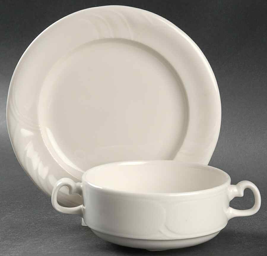 RD91 Flat Cream Soup Bowl & Saucer Set by Royal Doulton-1
