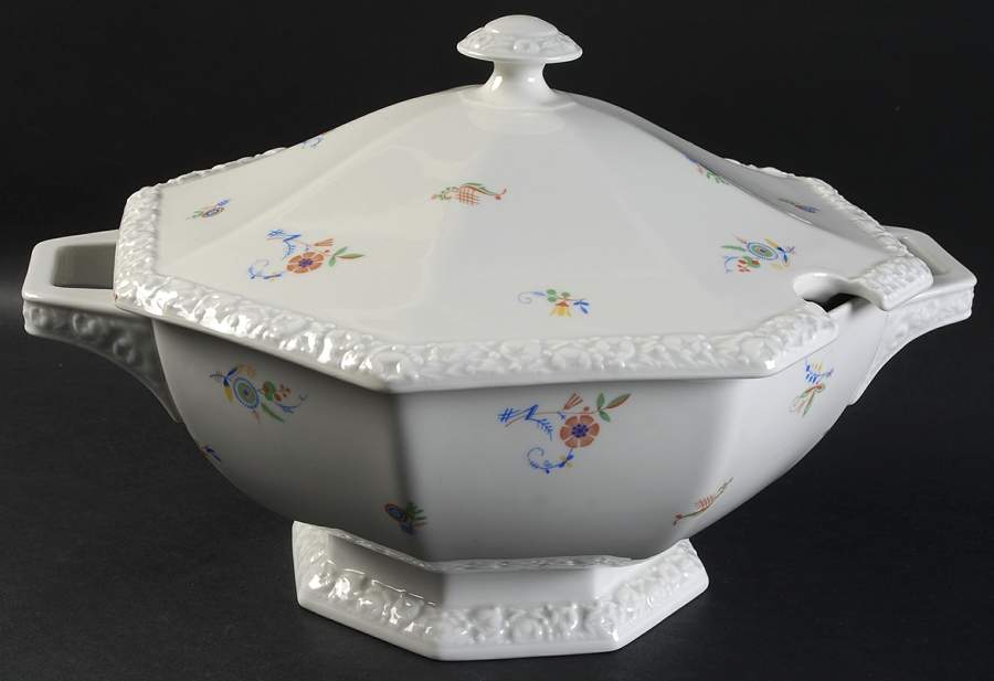 R772 Tureen &  Lid by Rosenthal - Continental-1