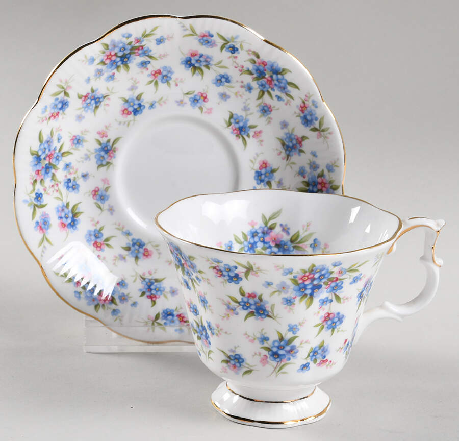 Nell Gwynne Series Footed Cup & Saucer Set by Royal Albert-1