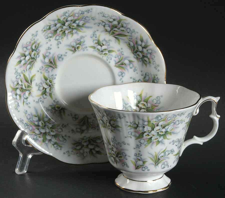 Nell Gwynne Series Footed Cup & Saucer Set by Royal Albert-1