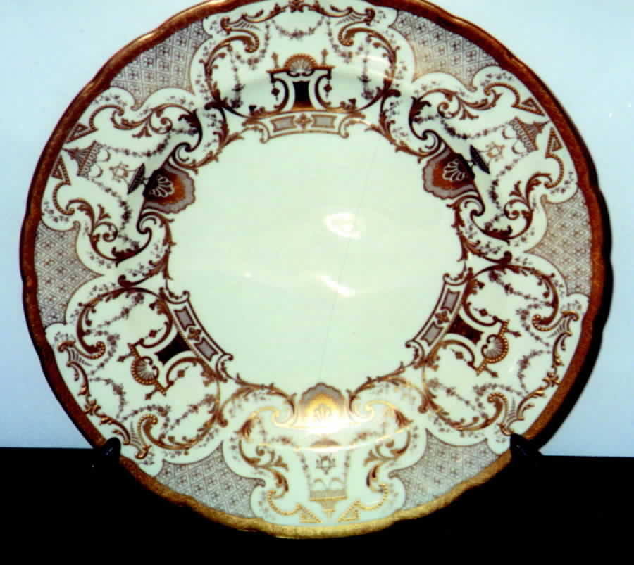 8993 Dinner Plate by Royal Crown Derby-1