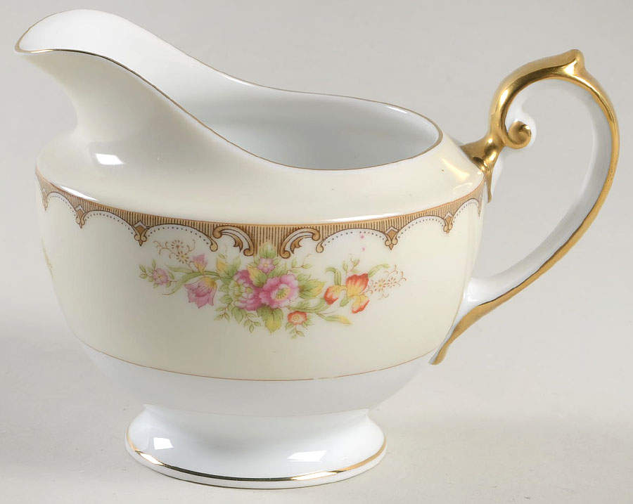 Lincoln Creamer by Royal Embassy-1