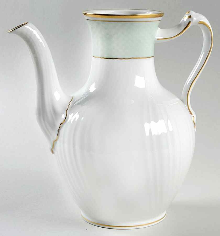 952 Coffee Pot No Lid by Royal Copenhagen-1