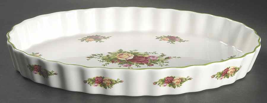 Old Country Roses White (Green Trim) 12'' Oval Baker by Royal Albert-1