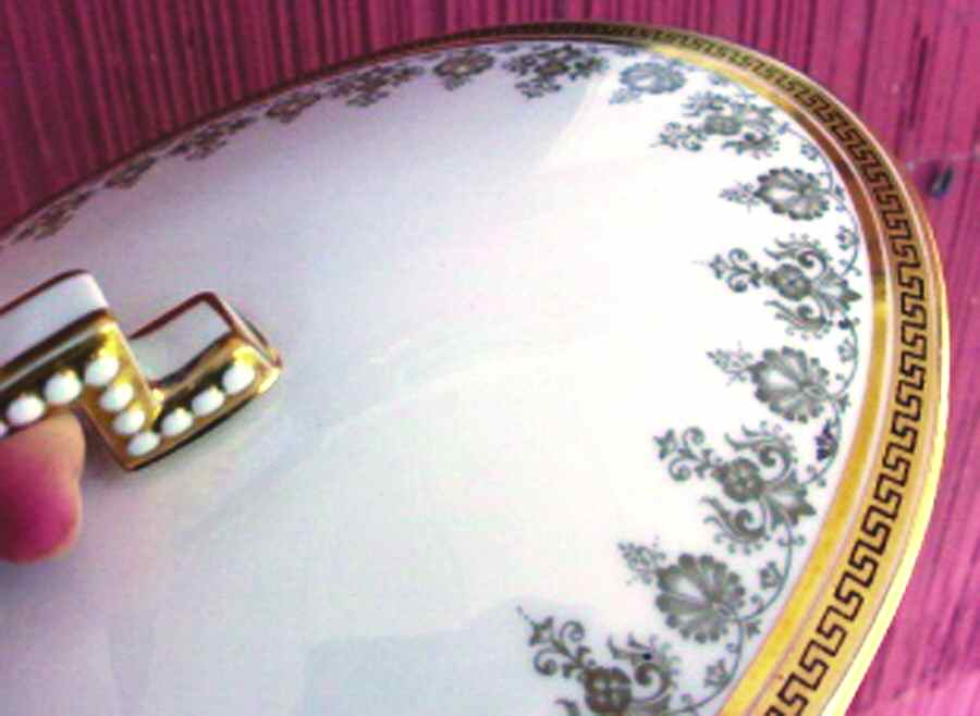 L593 Lid for Round Vegetable by Royal Cauldon-1