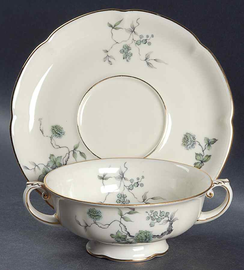 ROB209 Footed Cream Soup Bowl & Saucer Set by Royal Bayreuth-1