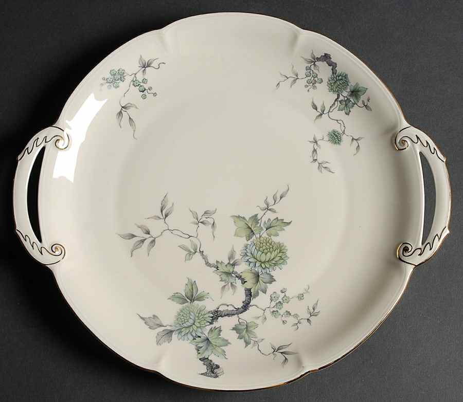 ROB209 Handled Cake Plate by Royal Bayreuth-1