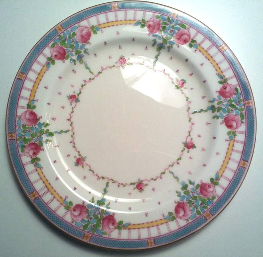 C656 Dinner Plate by Royal Worcester-1