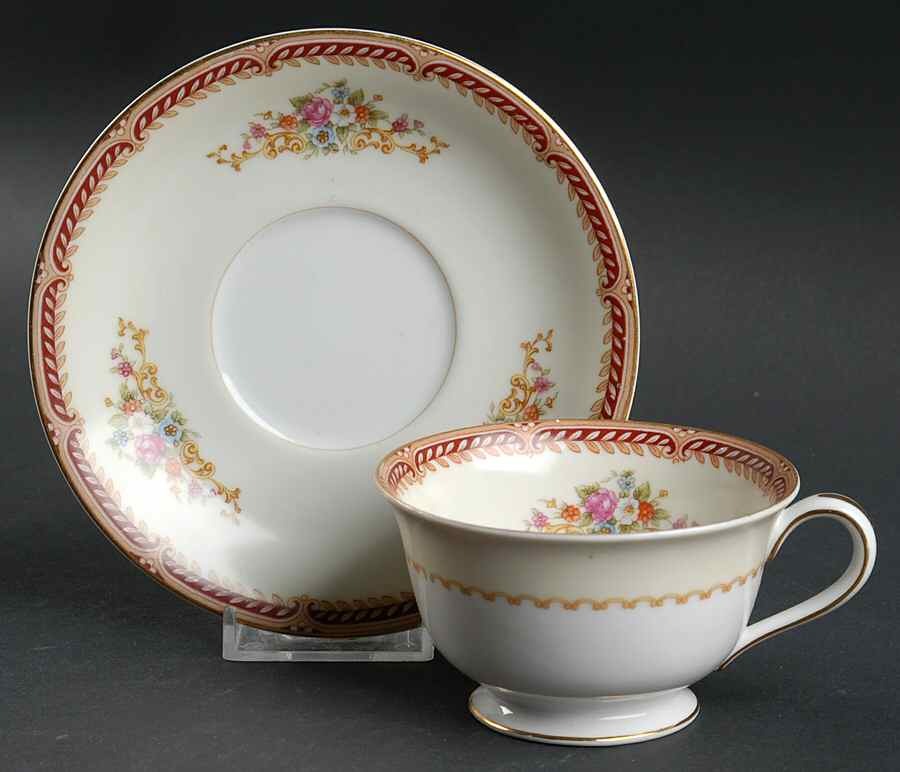 RO6 Footed Cup & Saucer Set by Rose (Japan)-1