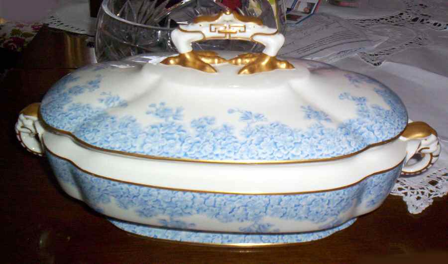 W2279 Lt Blue Oval Covered Vegetable by Royal Worcester-1