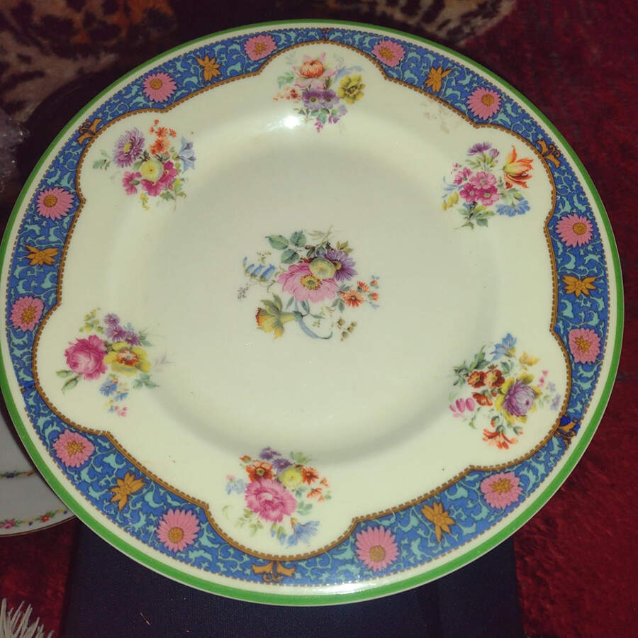 RD94 Luncheon Plate by Royal Doulton-1