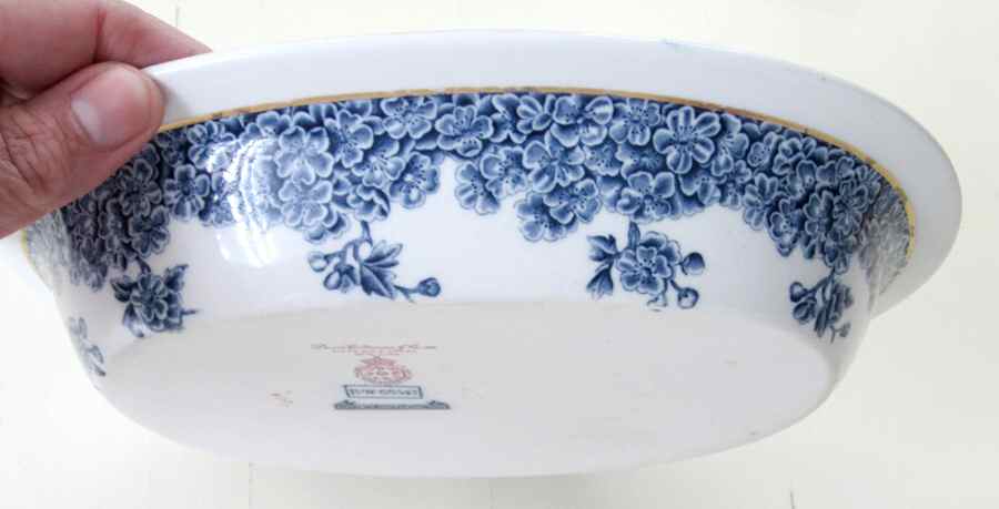 W2279 Navy 9" Oval Vegetable Bowl by Royal Worcester-1