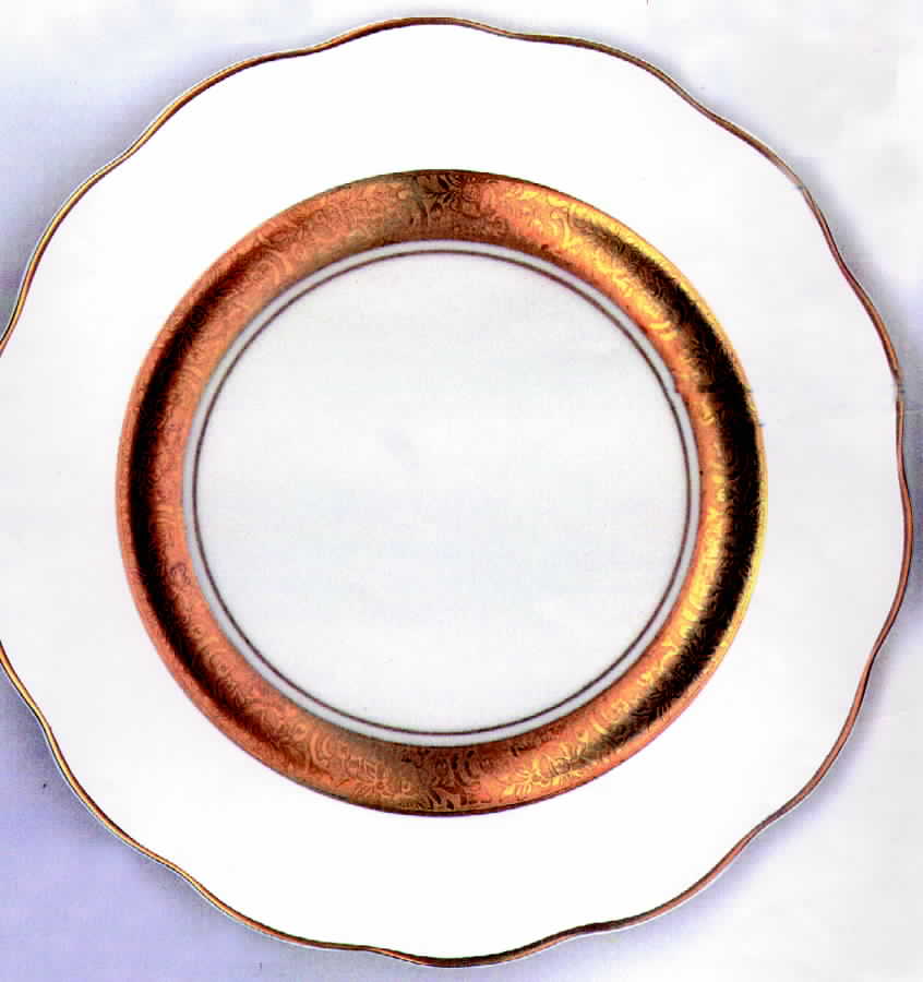 ROA62 Dinner Plate by Royal Albert-1