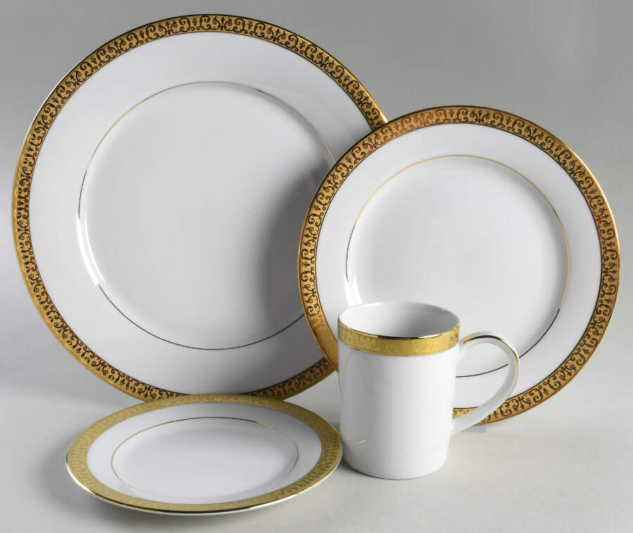Gold Buffet 4 Piece Place Setting by Royal Gallery-1
