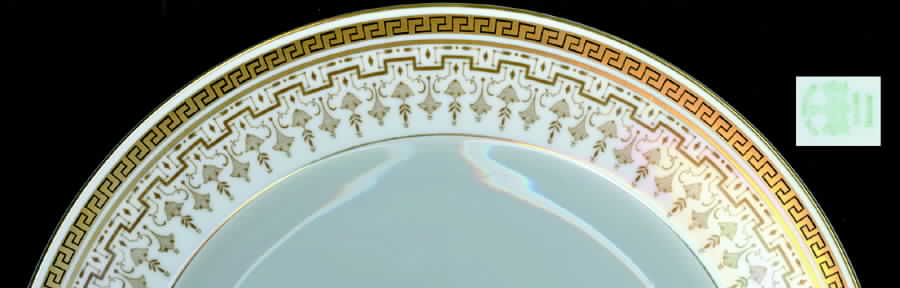 ROB211 Dinner Plate by Royal Bayreuth-1