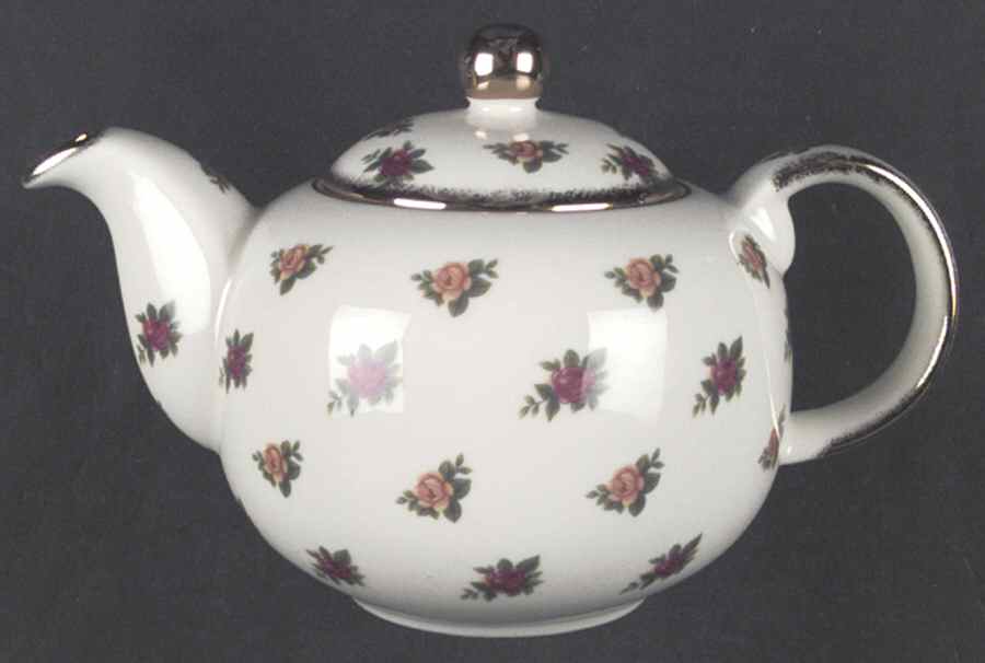 Old Country Roses (Classic II) Teapot & Lid by Royal Albert-1