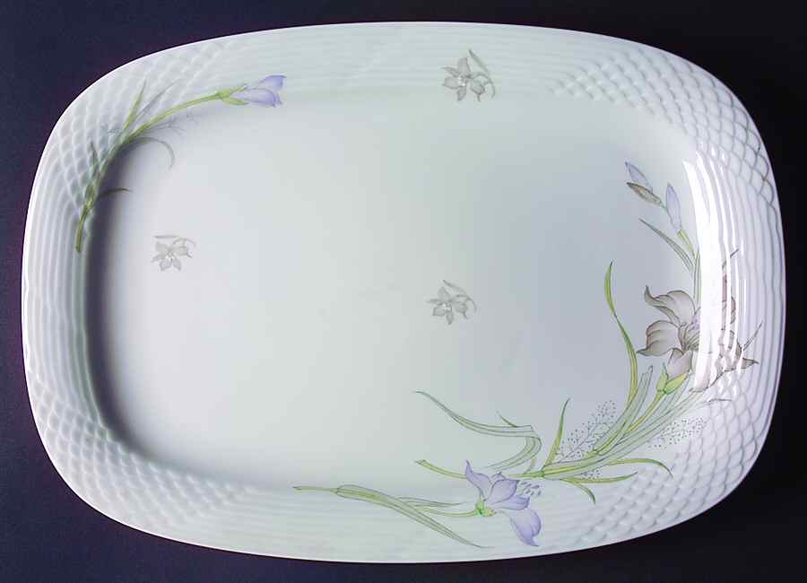 Daffodil (Extra Small Flowers) 14" Oval Serving Platter by Renoir-1