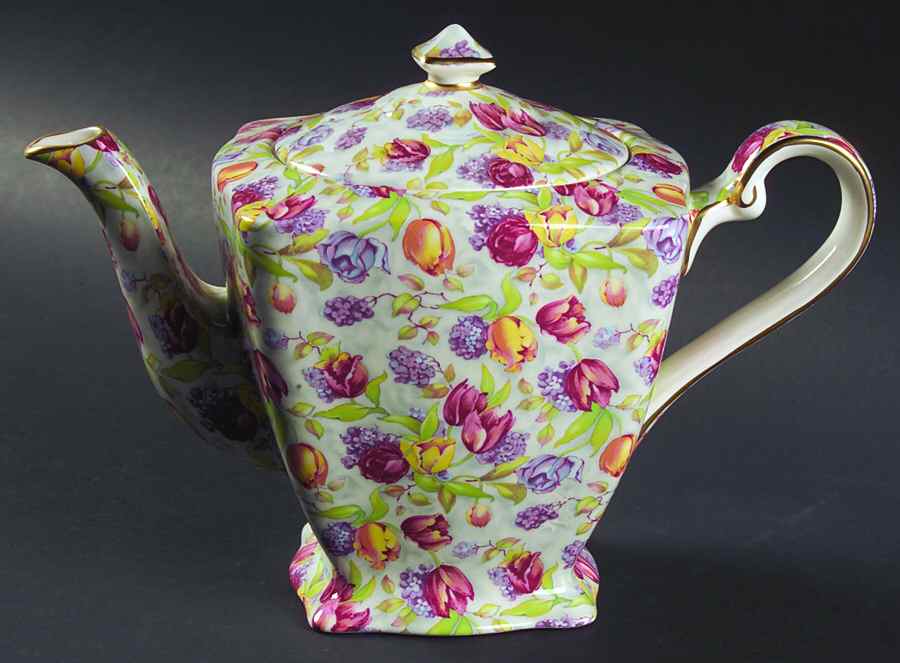 Stratford (Earhenware, Intro 2000) Teapot & Lid by Royal Winton-1