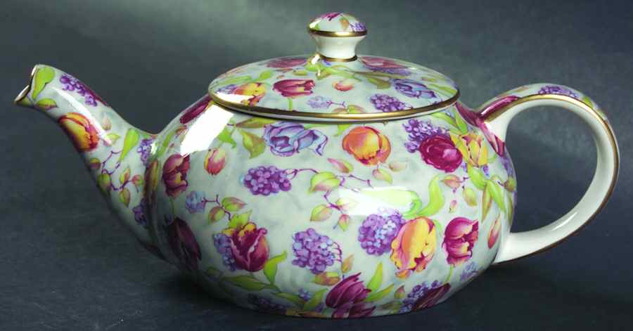 Stratford (Earhenware, Intro 2000) Individual Teapot & Lid by Royal Winton-1