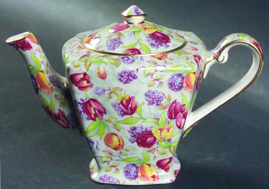 Stratford (Earhenware, Intro 2000) Individual Teapot & Lid by Royal Winton-1