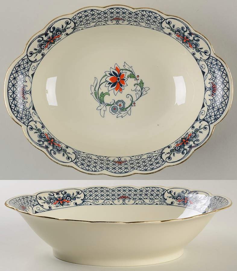 ROB212 9" Oval Vegetable Bowl by Royal Bayreuth-1