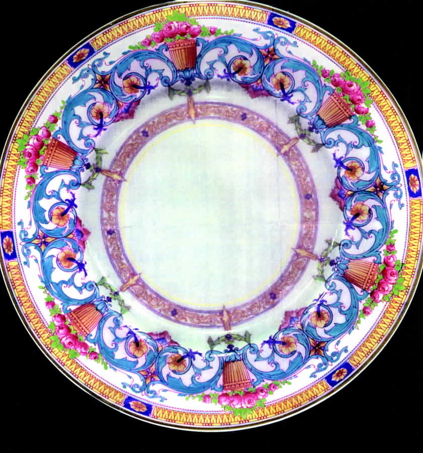 C1324 Dinner Plate by Royal Worcester-1