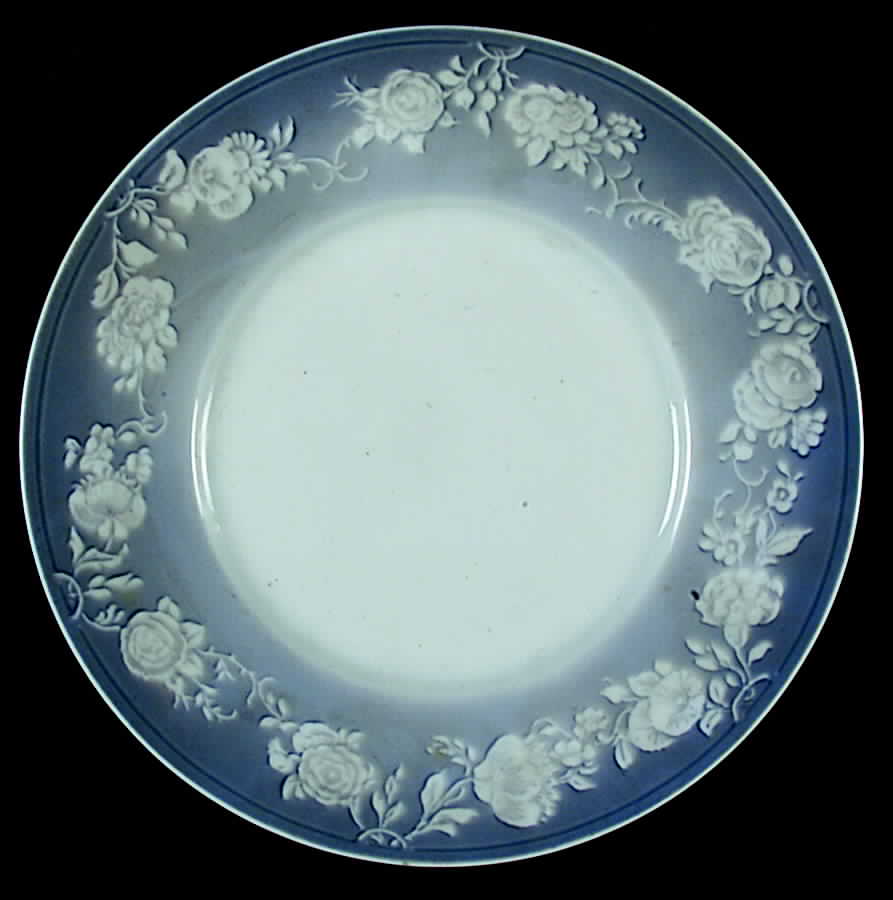 2378 Luncheon Plate by Royal Copenhagen-1
