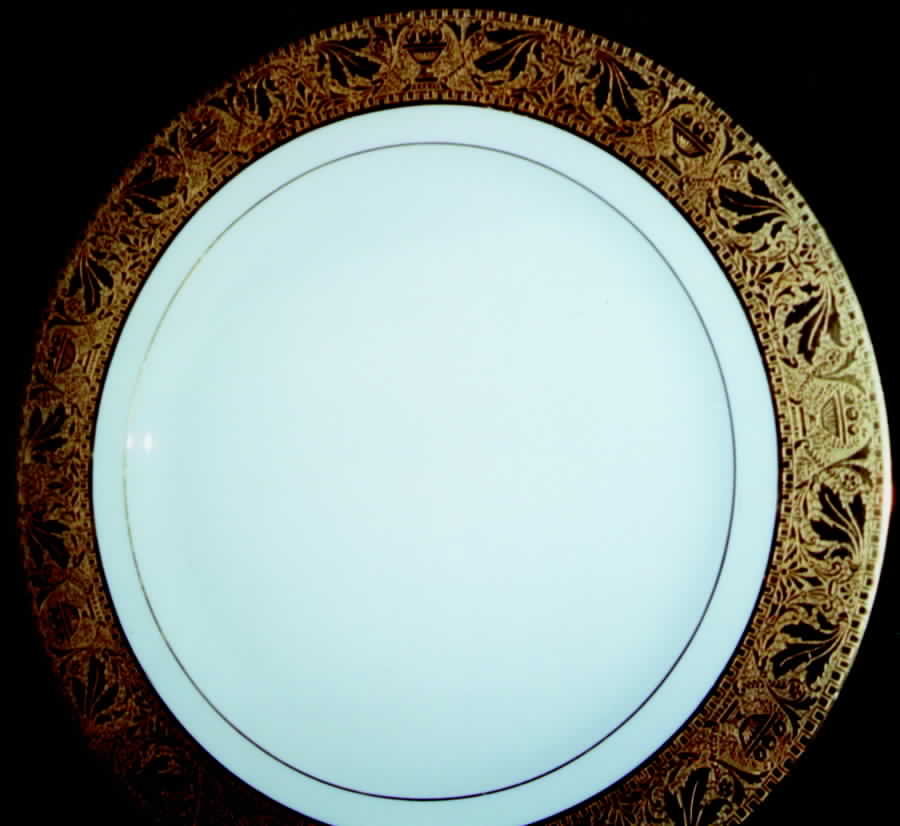 R820 Dinner Plate by Rosenthal - Continental-1