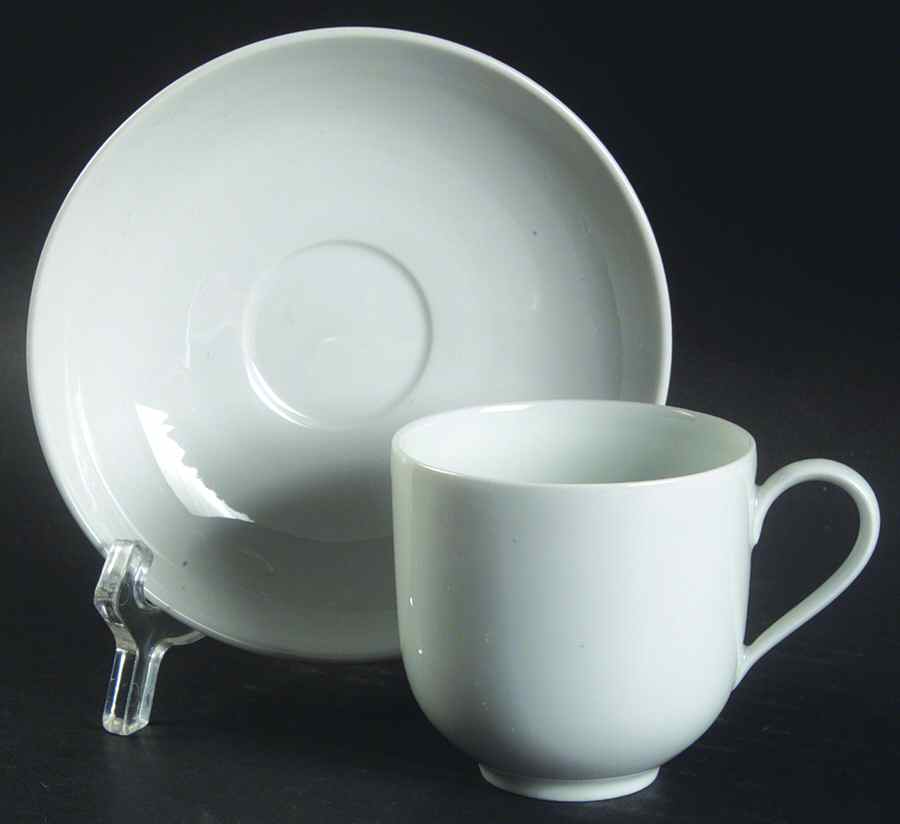 RBE5 Flat Demitasse Cup & Saucer Set by Royal Berlin-1