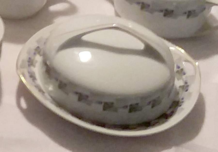 R827 Round Covered Butter by Rosenthal - Continental-1