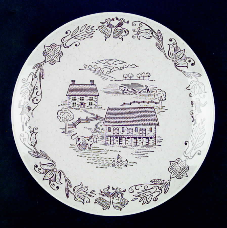 Brown County Dinner Plate by Royal (USA)-1